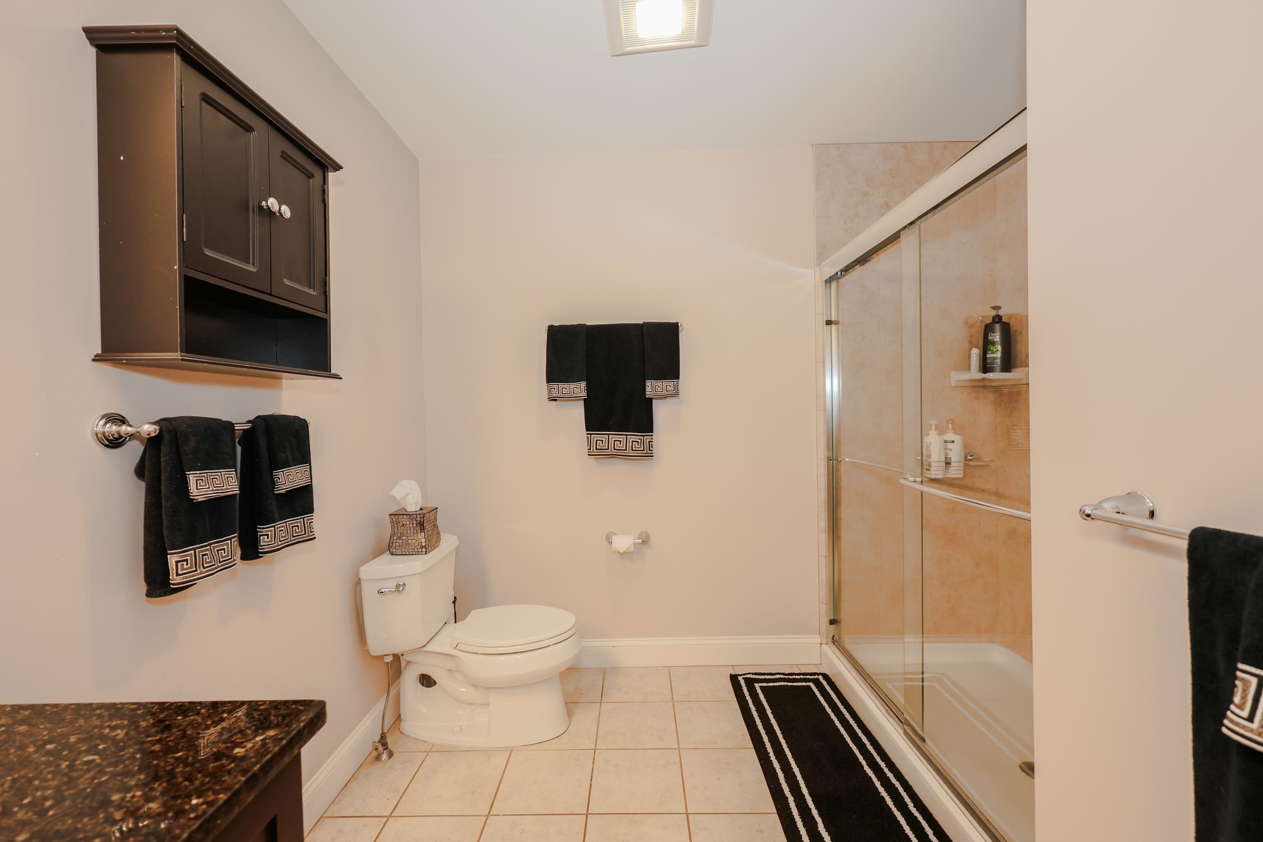 78 Woodview Way, Unit 78 Manchester, NH 03102 - Photo 23 of 46