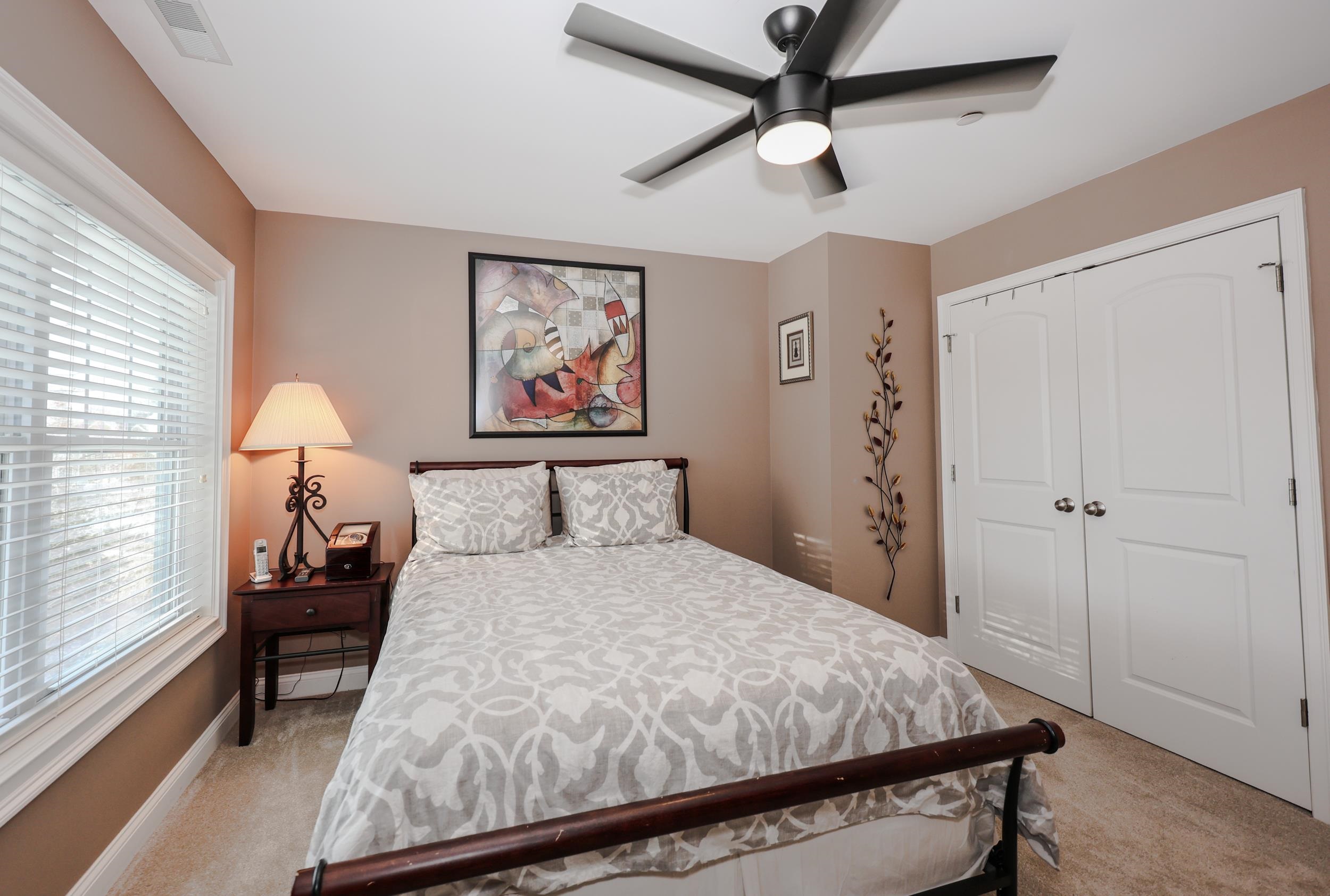 78 Woodview Way, Unit 78 Manchester, NH 03102 - Photo 26 of 46