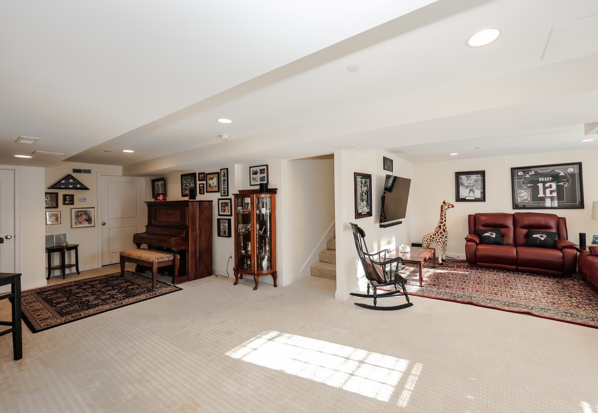 78 Woodview Way, Unit 78 Manchester, NH 03102 - Photo 30 of 46