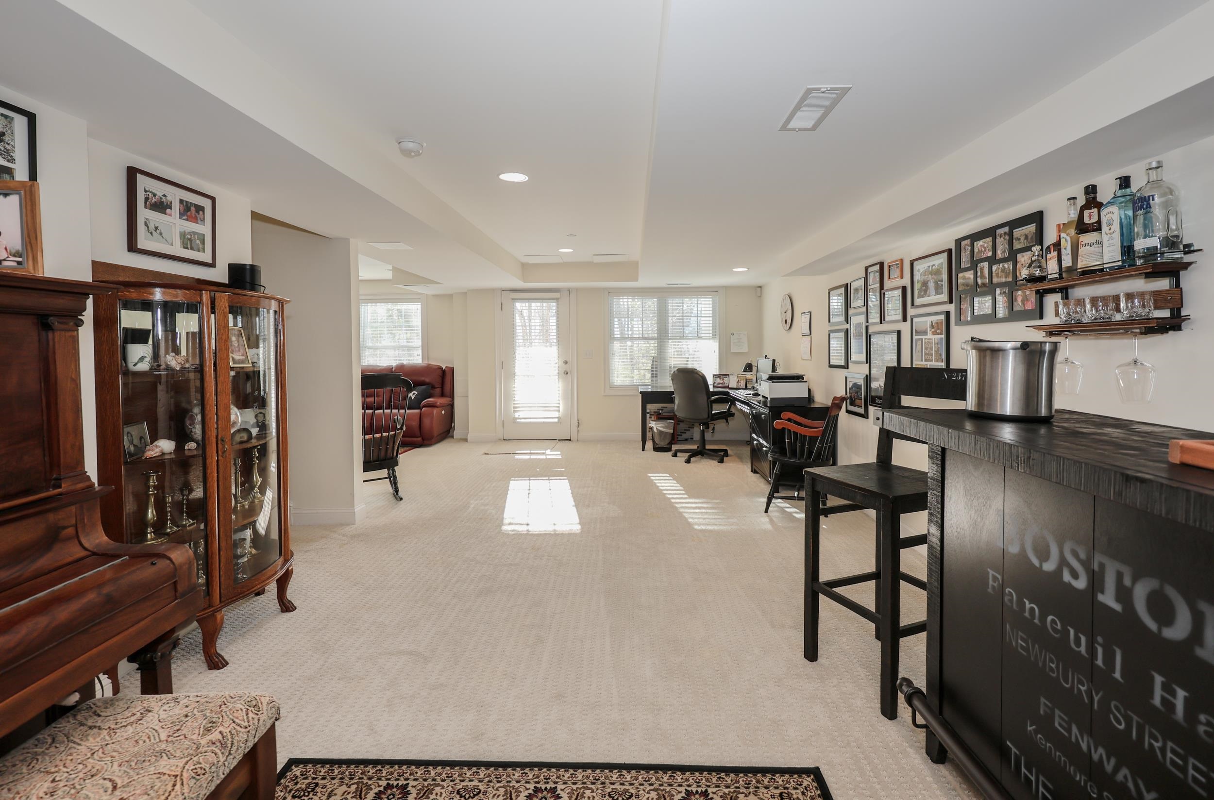 78 Woodview Way, Unit 78 Manchester, NH 03102 - Photo 32 of 46