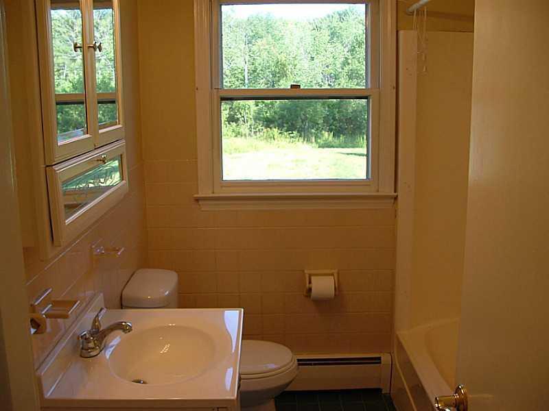 6 Wheeler Road Gray, ME 04039 - Photo 17 of 22 Bathroom.