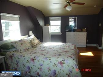 130 Fennerton Road Paoli, PA 19301 - Photo 8 of 11 Bedroom - Main