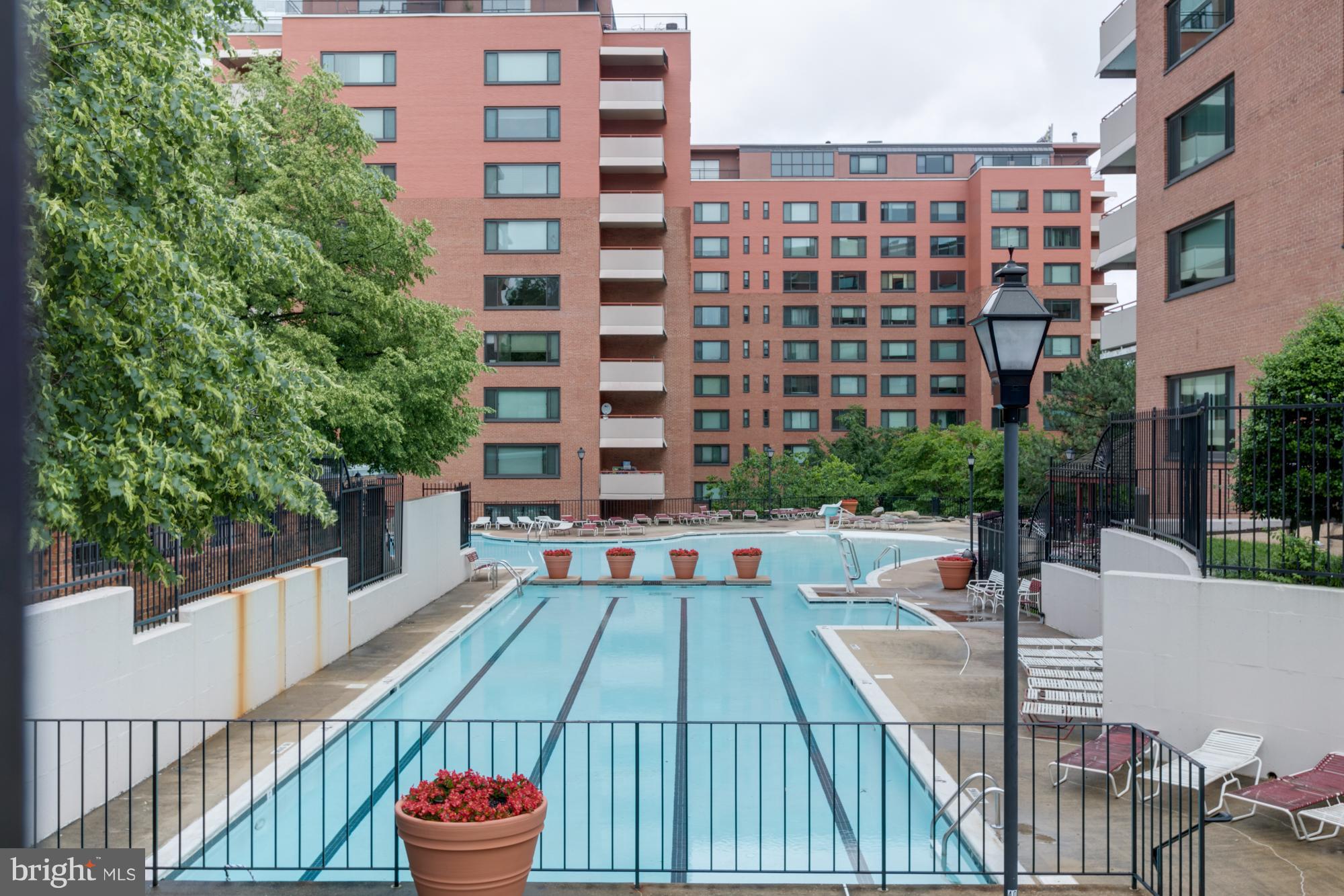 1021 Arlington Boulevard, Unit 647 Arlington, VA 22209 - Photo 2 of 17