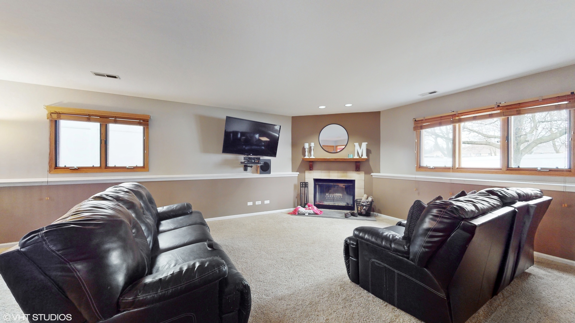 5054 Arrowhead Trace Oak Forest, IL 60452 - Photo 18 of 27 a living room with furniture and a fireplace