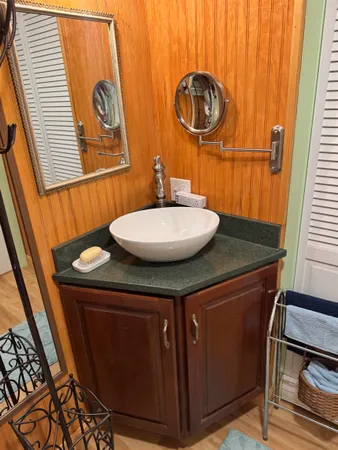 $2,150 | 529 Valley Road, Walpole, NH 03608