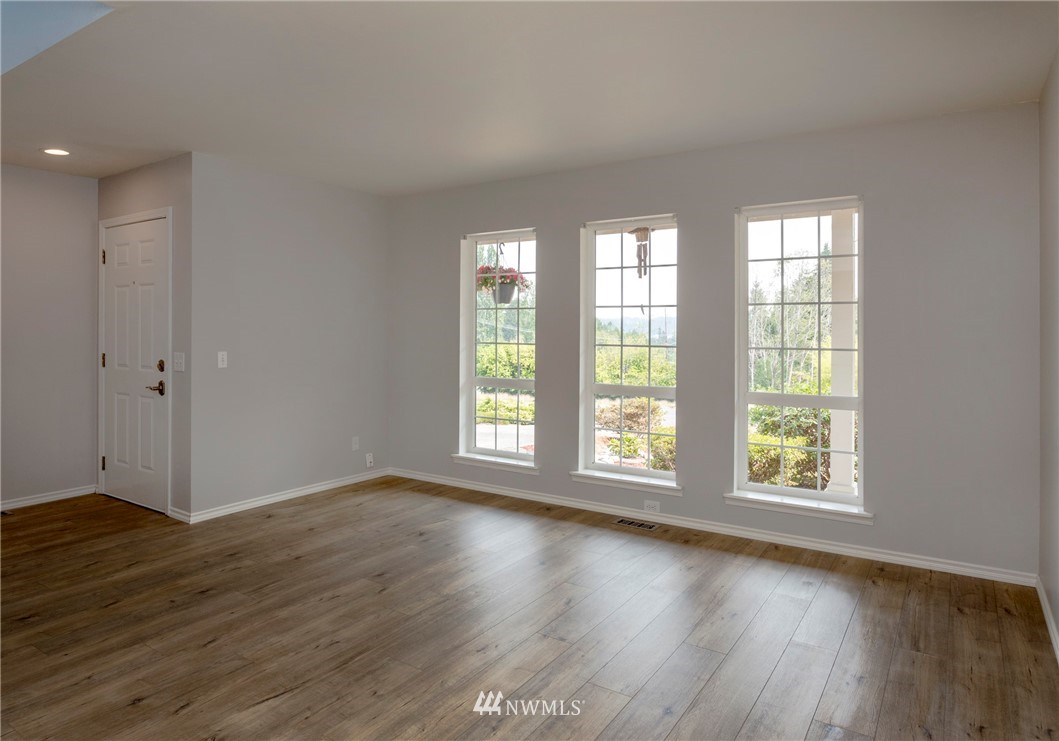 314 228th Street Southeast Bothell, WA 98021 - Photo 14 of 23