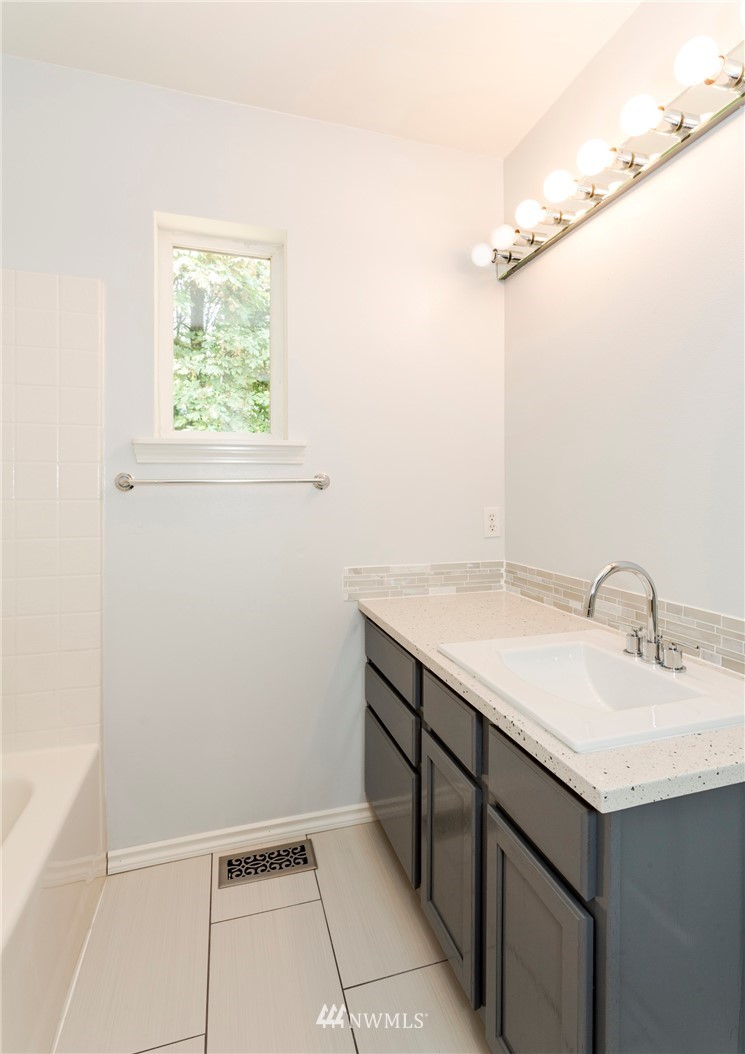 314 228th Street Southeast Bothell, WA 98021 - Photo 22 of 23
