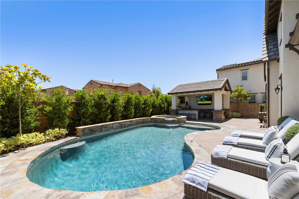10 Jenny Lane Ladera Ranch, CA 92694 - Photo 2 of 64