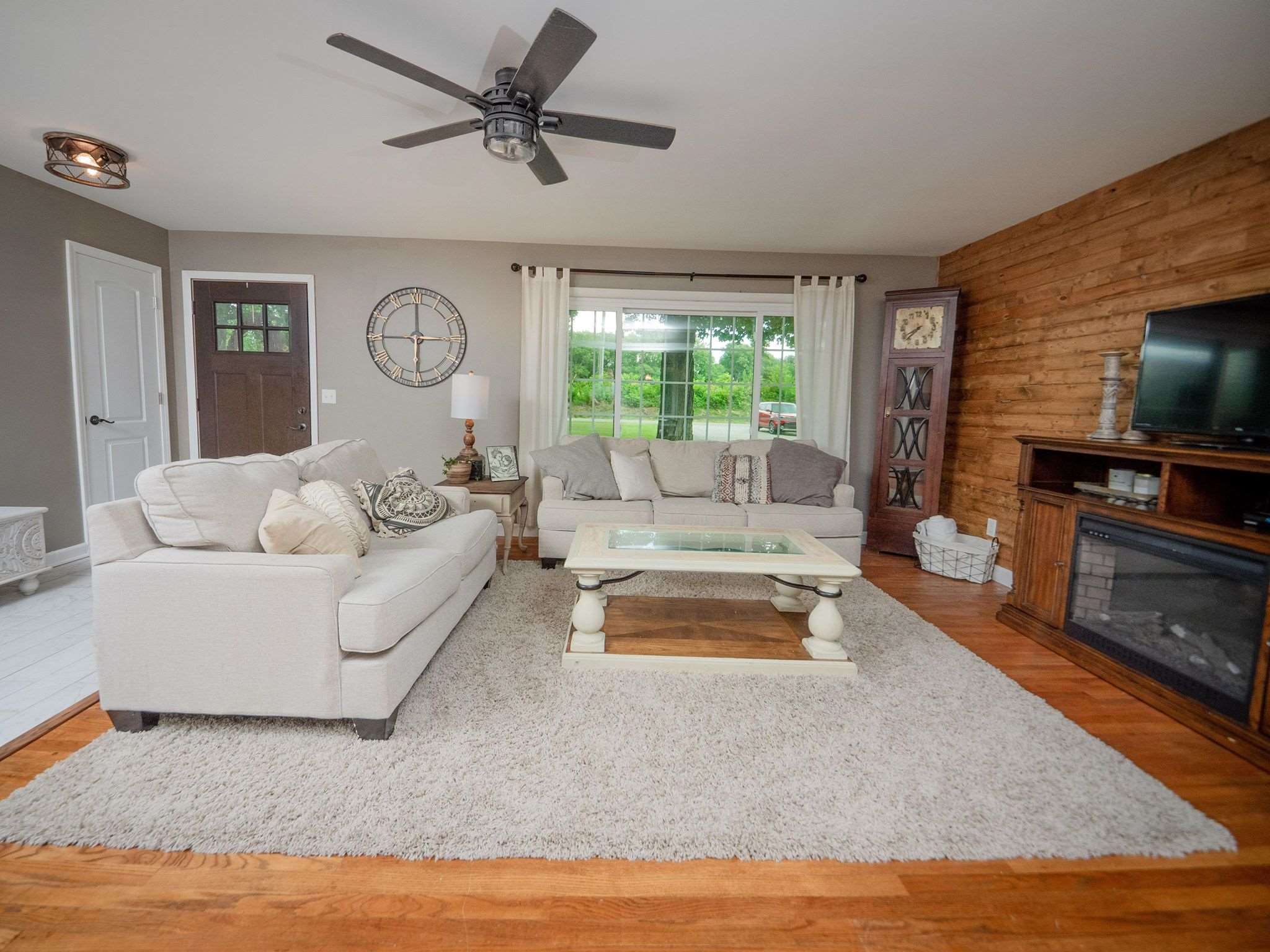3473 Bufkin Springfield Road Mount Vernon, IN 47620 - Photo 5 of 33