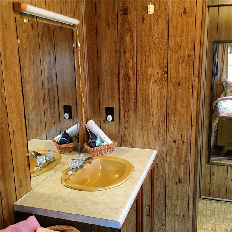 13628 Cruso Road Canton, NC 28716 - Photo 14 of 20
