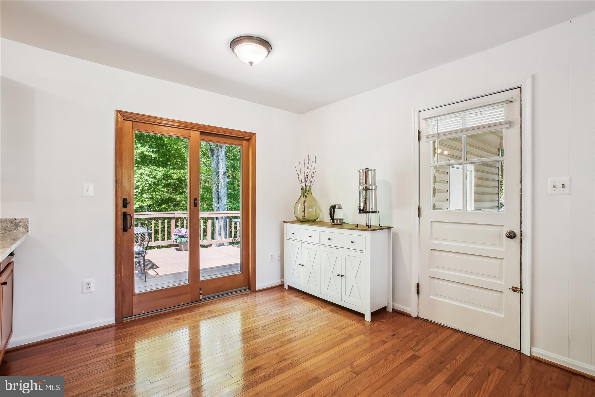 6961 Conservation Drive Springfield, VA 22153 - Photo 15 of 62 Brkfst Area