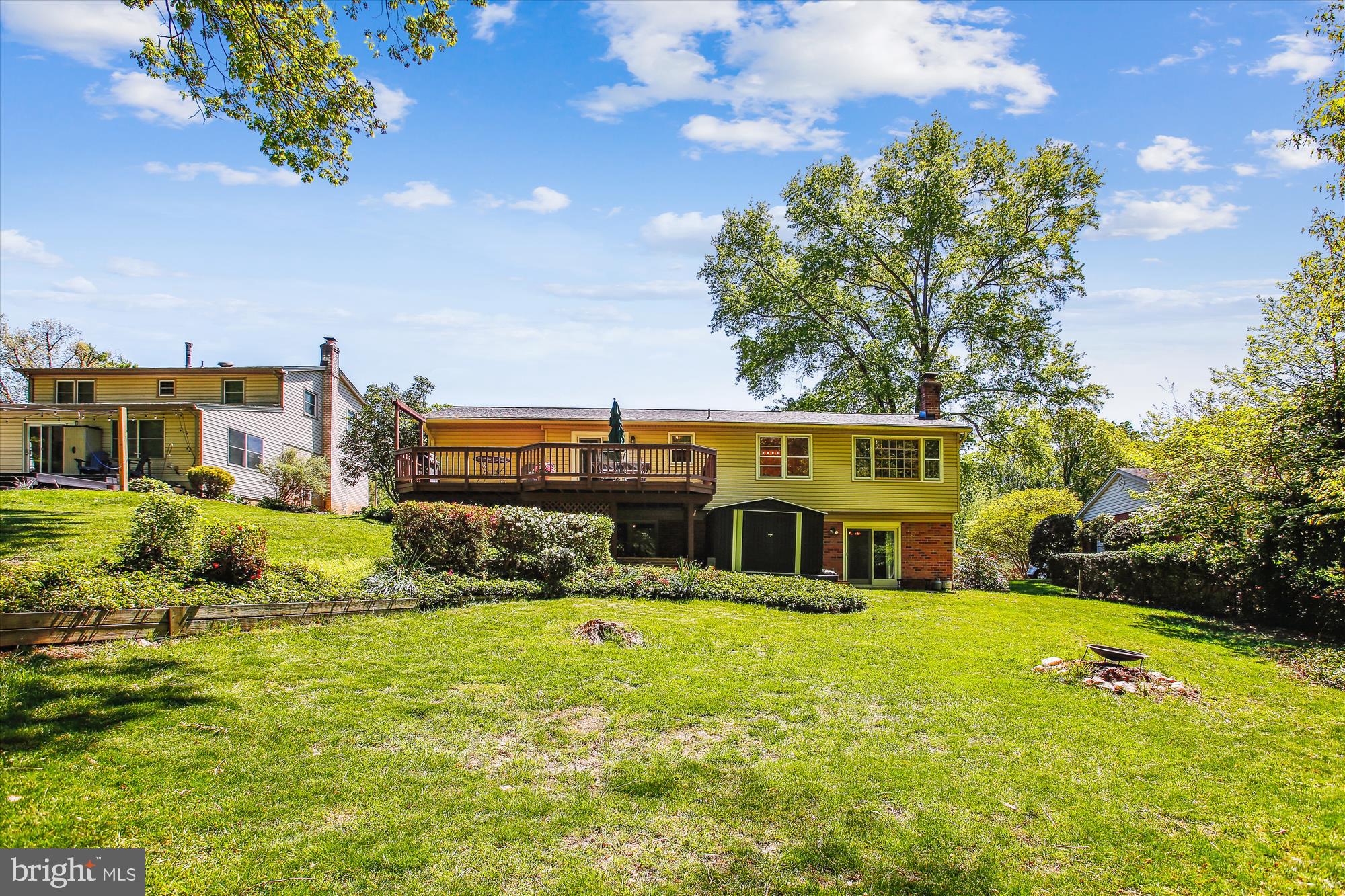 6961 Conservation Drive Springfield, VA 22153 - Photo 49 of 62 Back Elevation