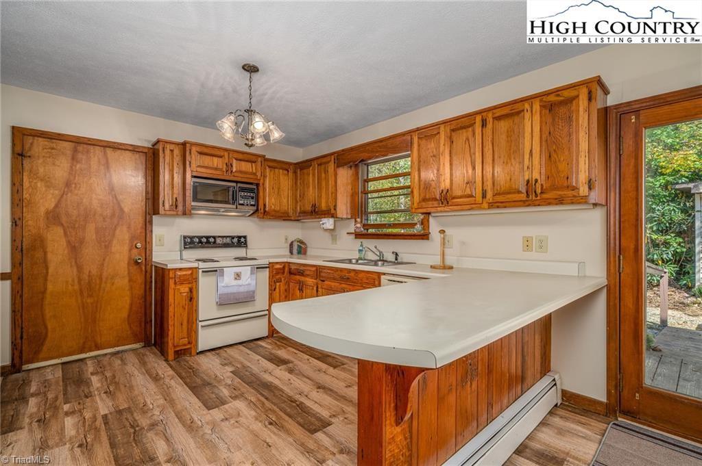 1446 Meat Camp Road Boone, NC 28607 - Photo 8 of 17