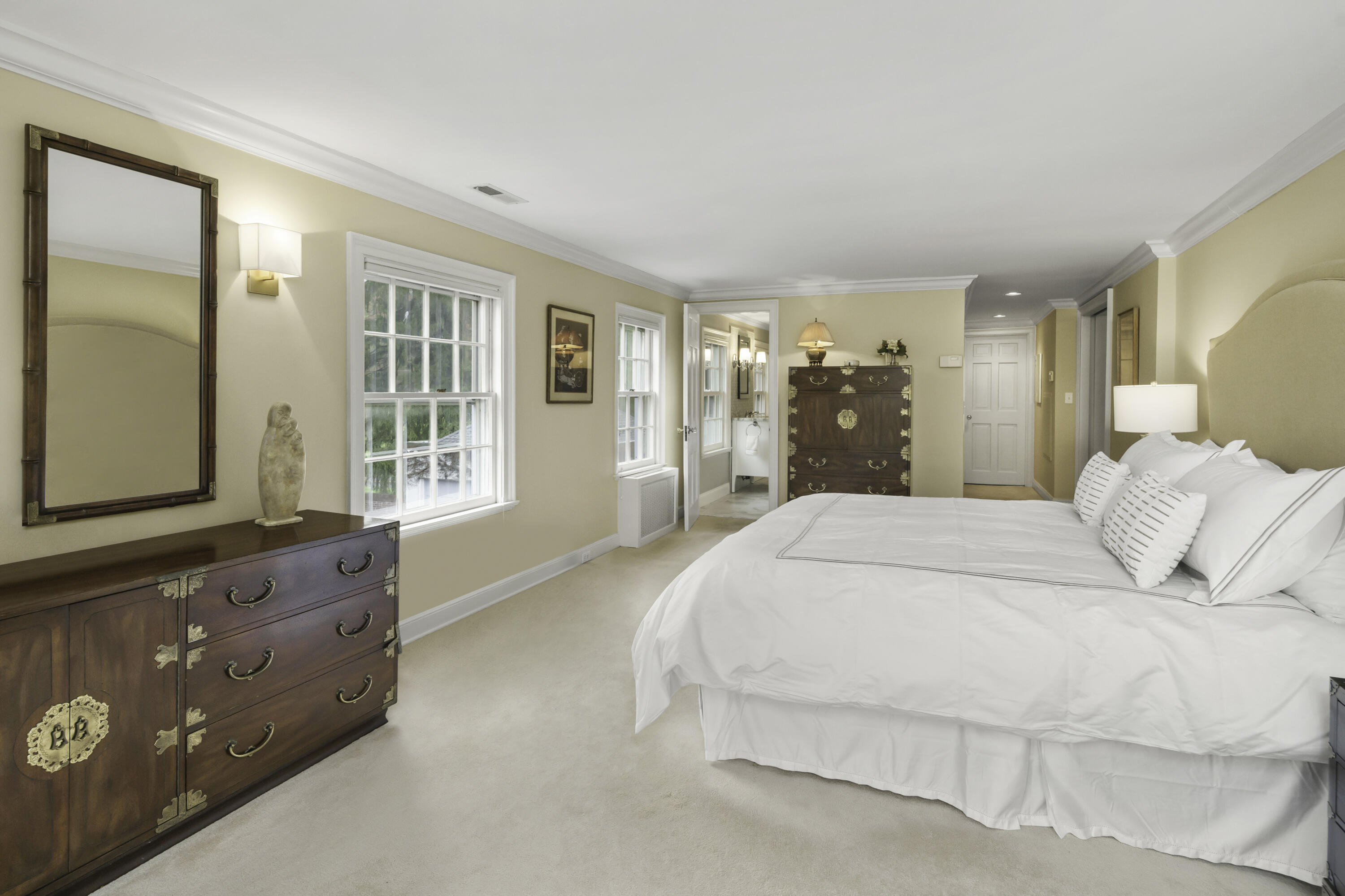 176 Michigan Road New Canaan, CT 06840 - Photo 15 of 42 Primary Suite