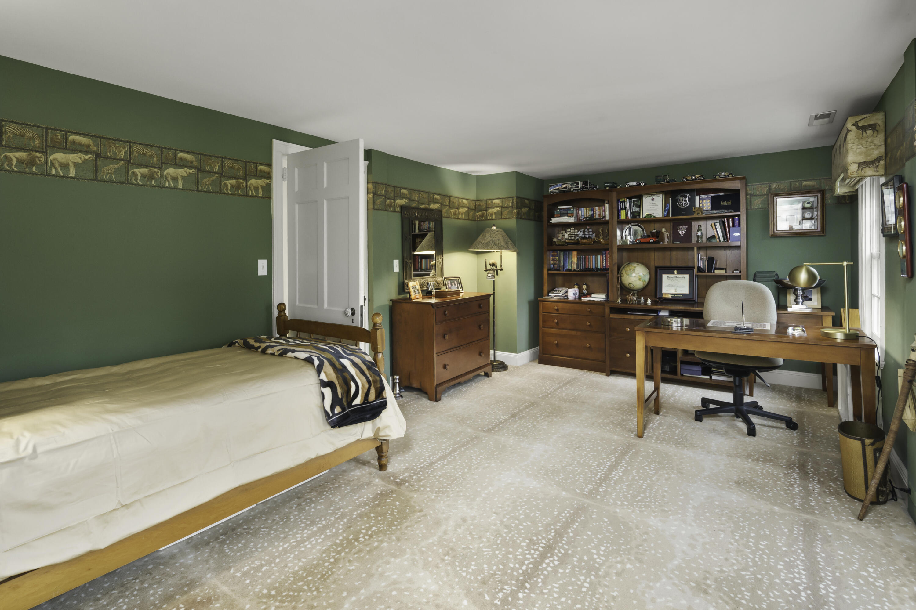 176 Michigan Road New Canaan, CT 06840 - Photo 18 of 42 Bedroom #2