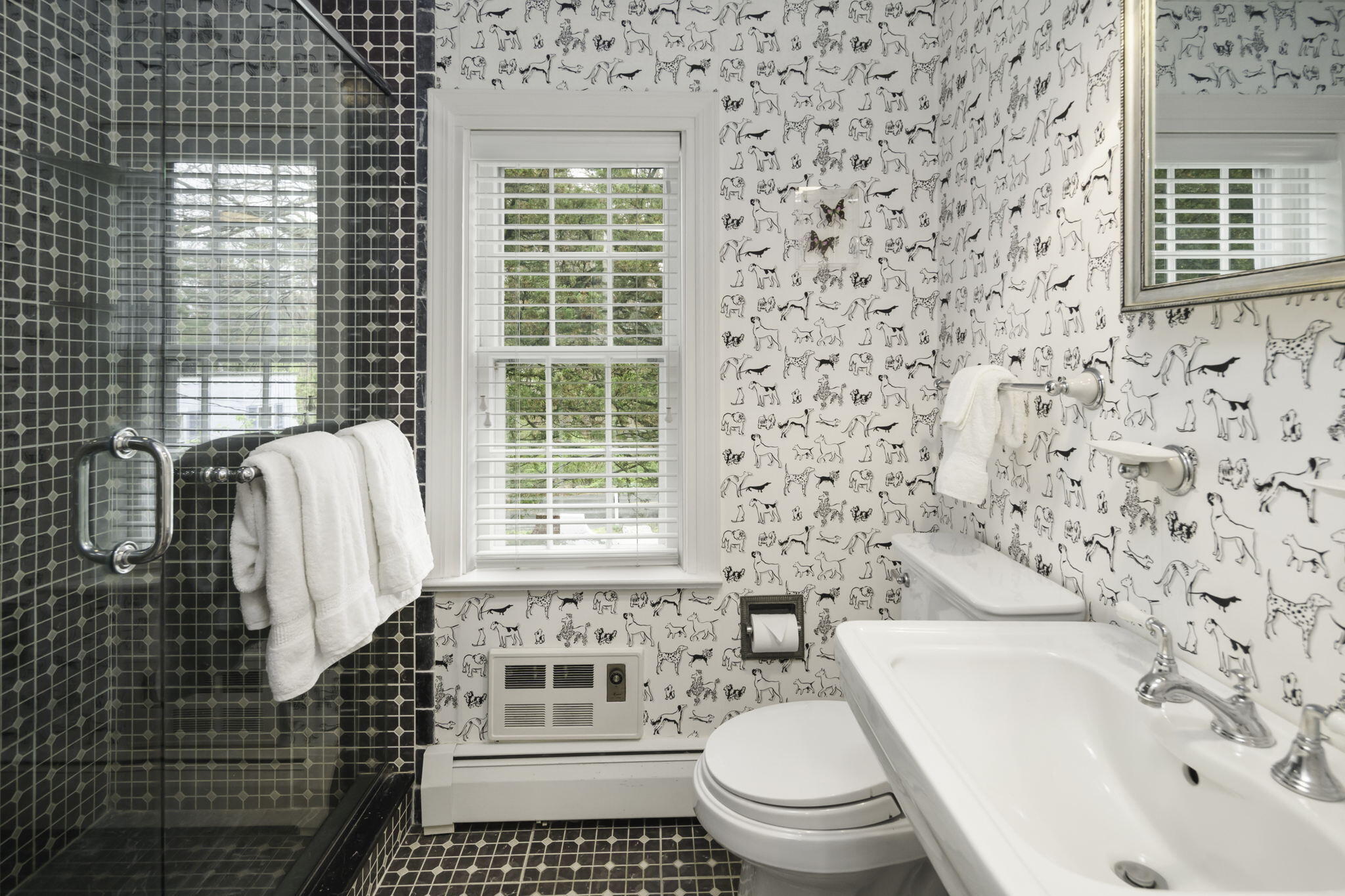 176 Michigan Road New Canaan, CT 06840 - Photo 23 of 42 Full hall bath