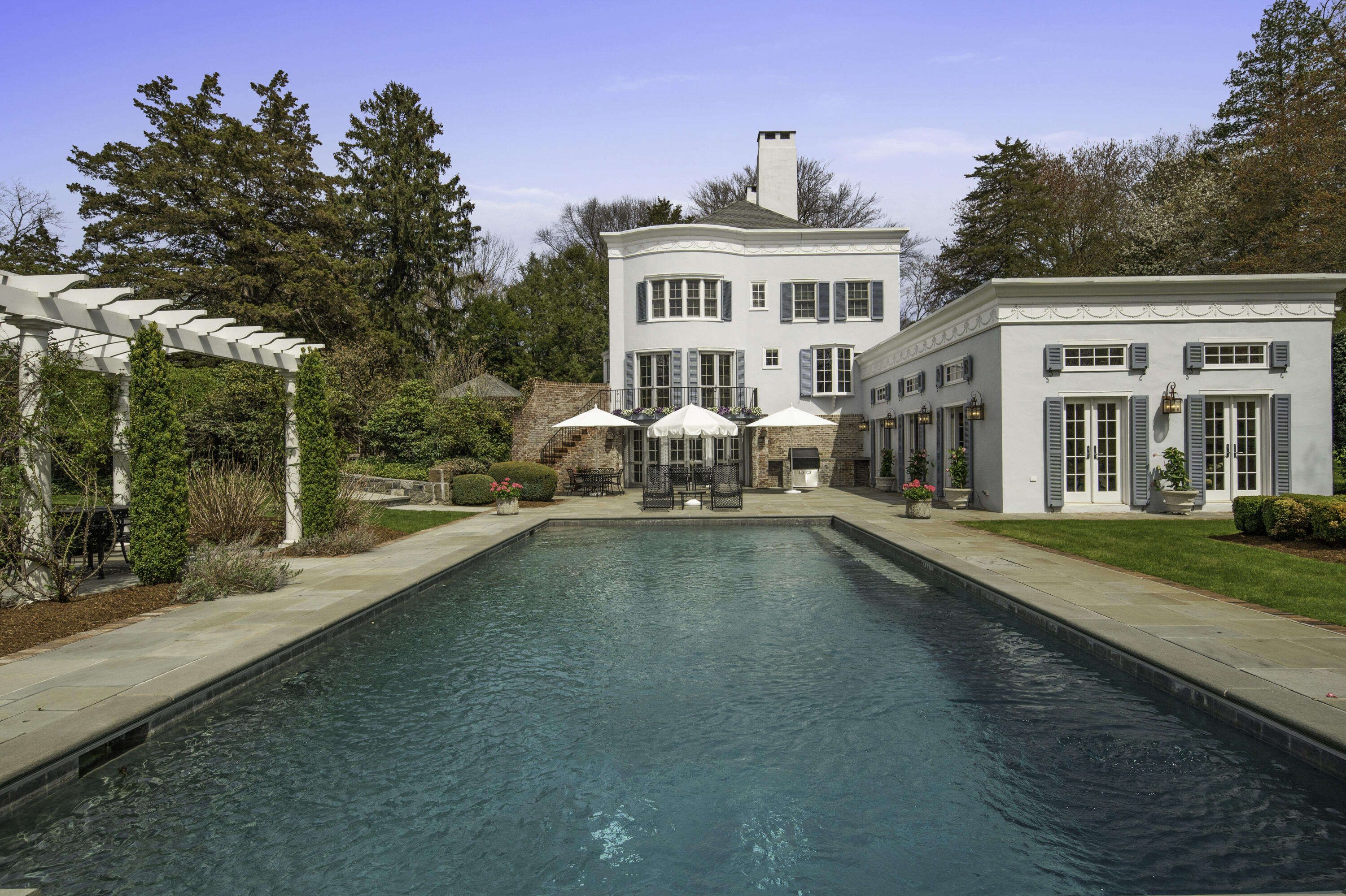 176 Michigan Road New Canaan, CT 06840 - Photo 39 of 42 Long view of pool area and house