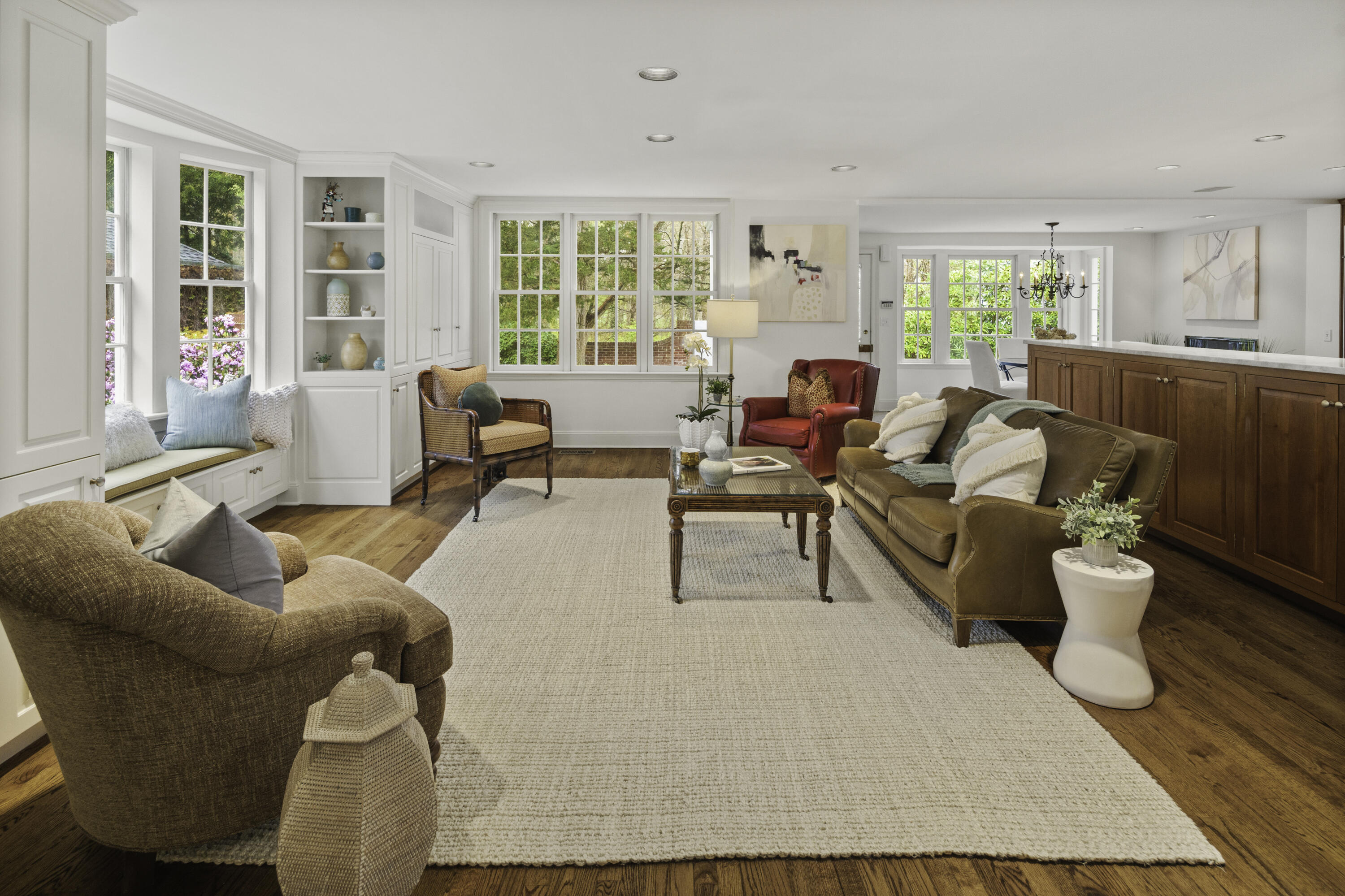 176 Michigan Road New Canaan, CT 06840 - Photo 9 of 42 Family Room with Bay Window