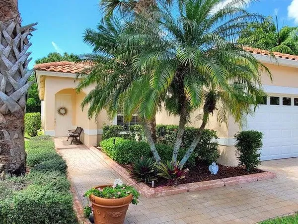 $2,000 | 430 Northwest Lismore Lane, Port St. Lucie, FL 34986
