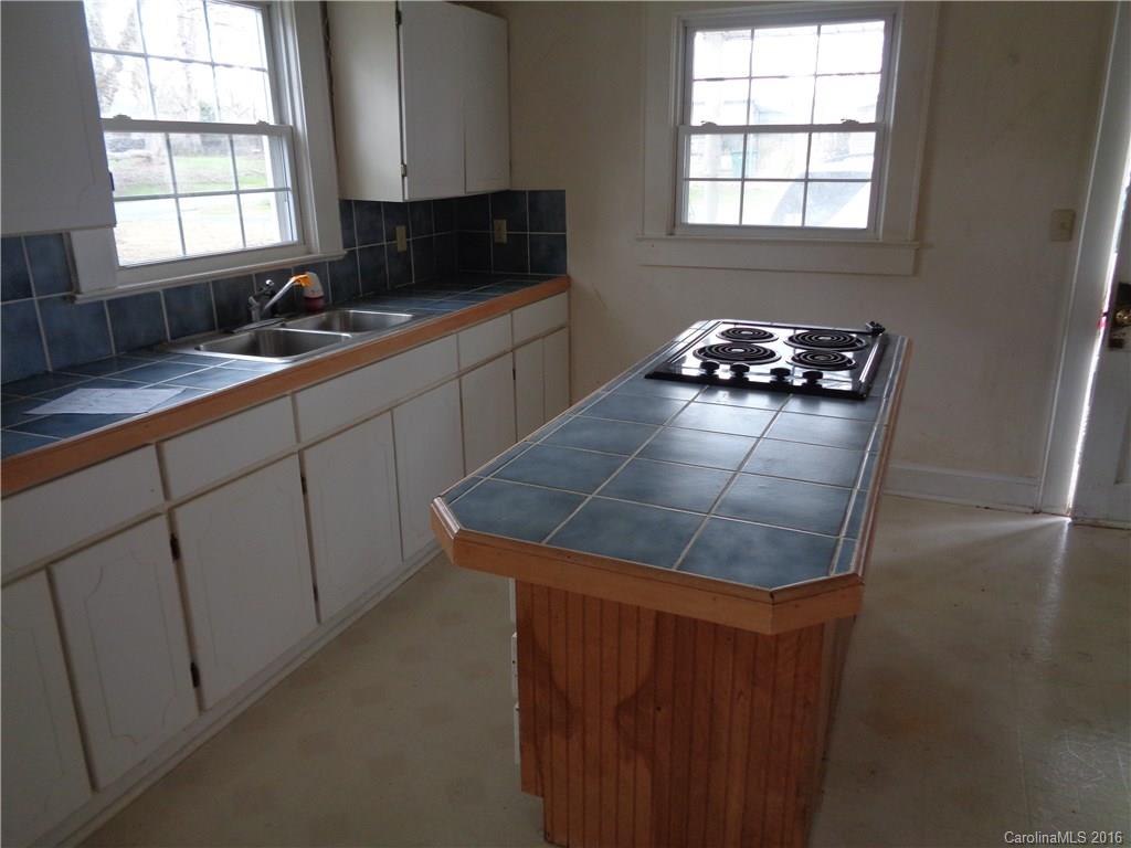 121 Holt Road Albemarle, NC 28001 - Photo 2 of 10 Gallery Image 2
