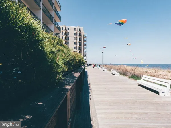 a view of an outdoor space
