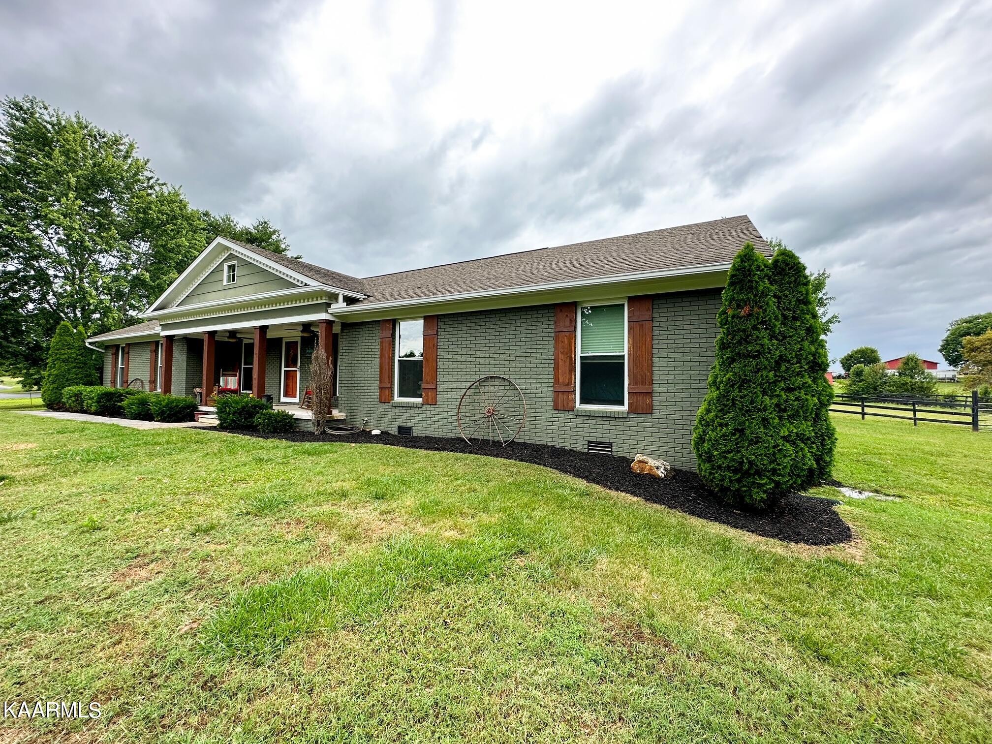 4885 Sevierville Road Maryville, TN 37804 - Photo 4 of 60 Gallery Image 4