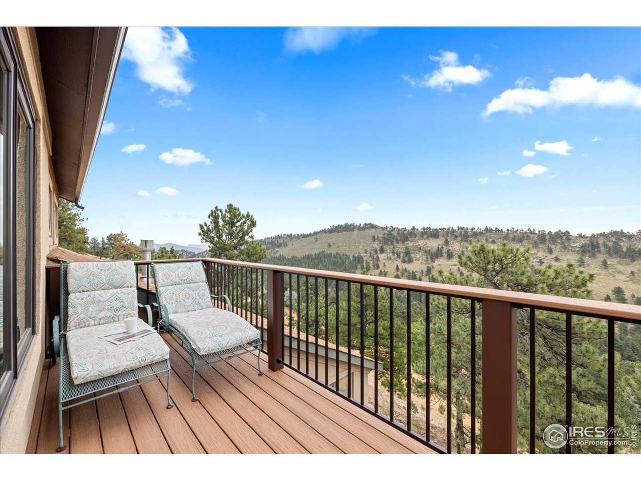 6293 Red Hill Road Boulder, CO 80302 - Photo 19 of 40 a view of balcony with furniture