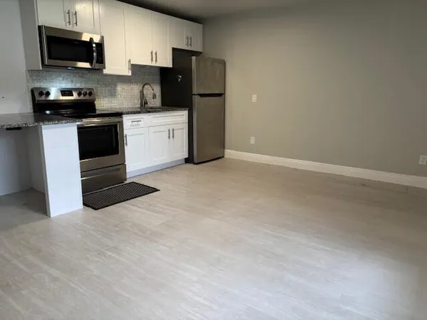 $1,700 | 3260 Hi Street, Unit A, Lake Worth Beach, FL 33461