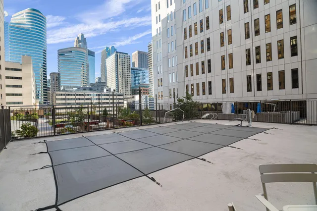 $179,000 | 121 South Washington Avenue, Unit 1915, Minneapolis, MN 55401