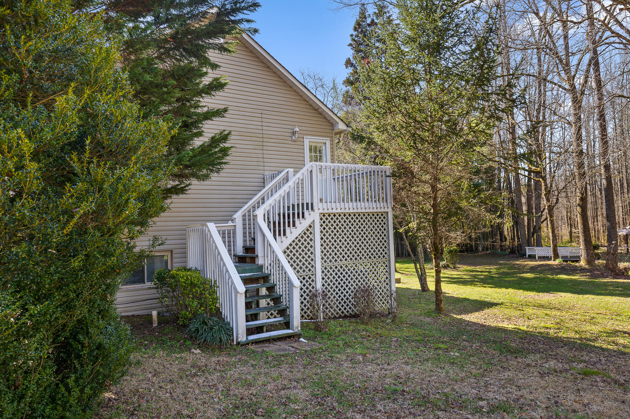 7624 Short Tail Springs Road Harrison, TN 37341 - Photo 23 of 57 Right Side Door Entrance