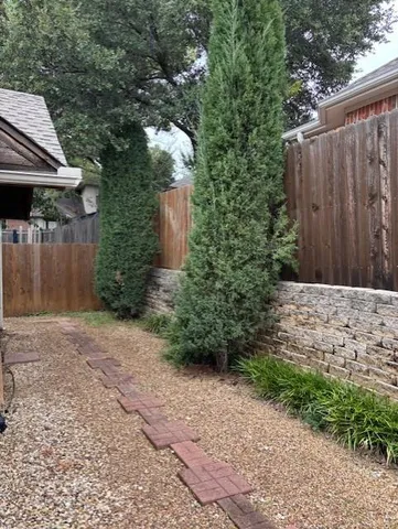 $2,200 | 2316 Clermont Lane, Denton, TX 76205