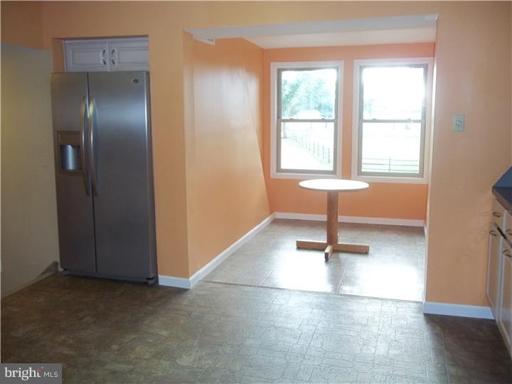 313 Old Fort Mott Road Pennsville, NJ 08070 - Photo 11 of 22 Breakfast Room