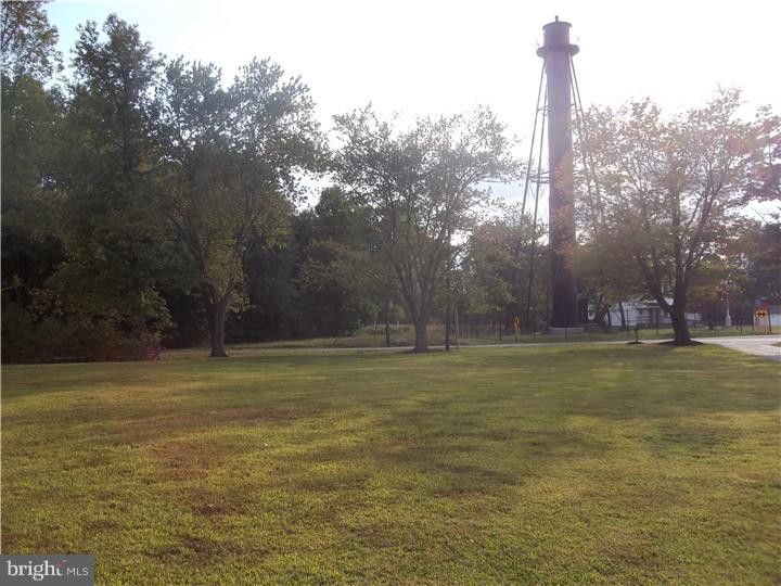 313 Old Fort Mott Road Pennsville, NJ 08070 - Photo 3 of 22