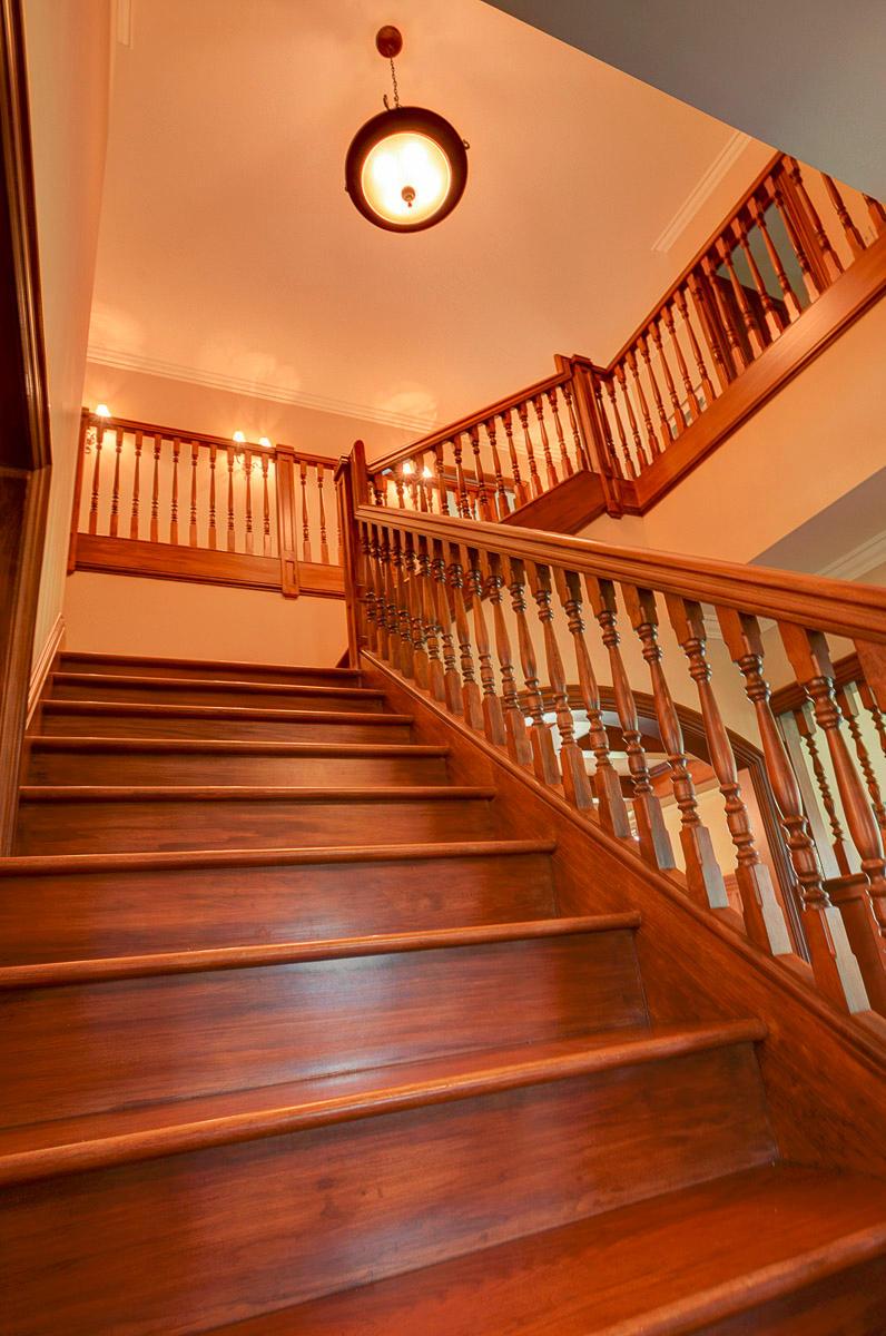 2567 Lane Road Columbus, OH 43220 - Photo 13 of 51