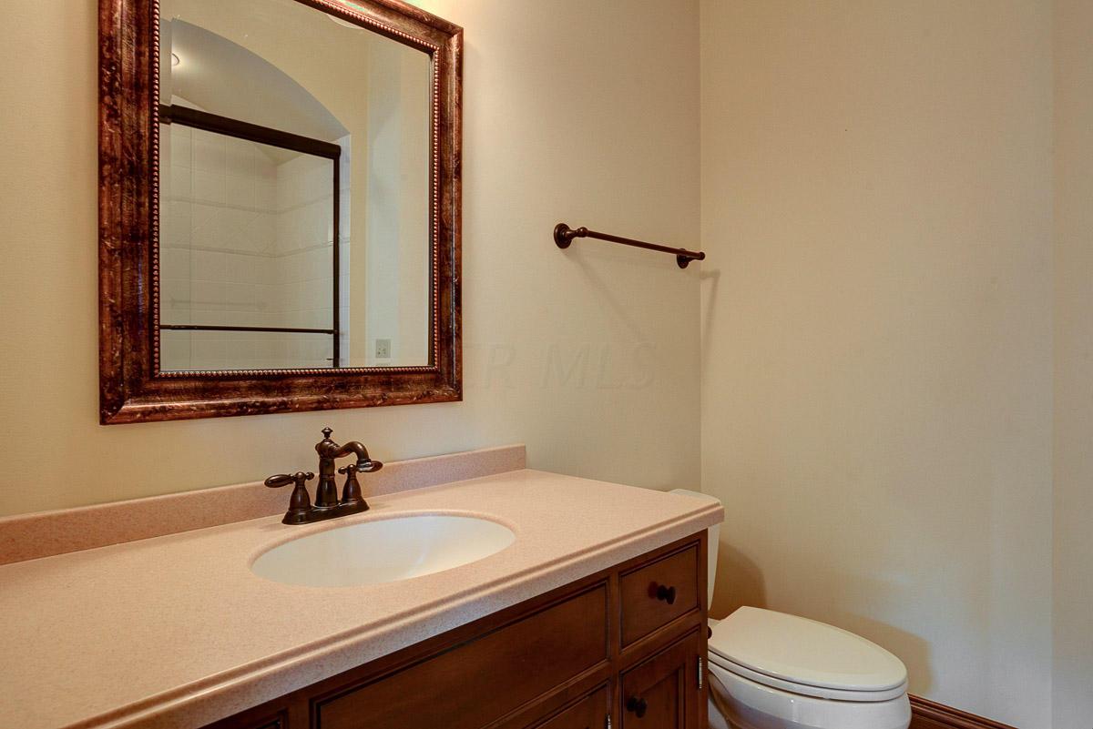 2567 Lane Road Columbus, OH 43220 - Photo 41 of 51