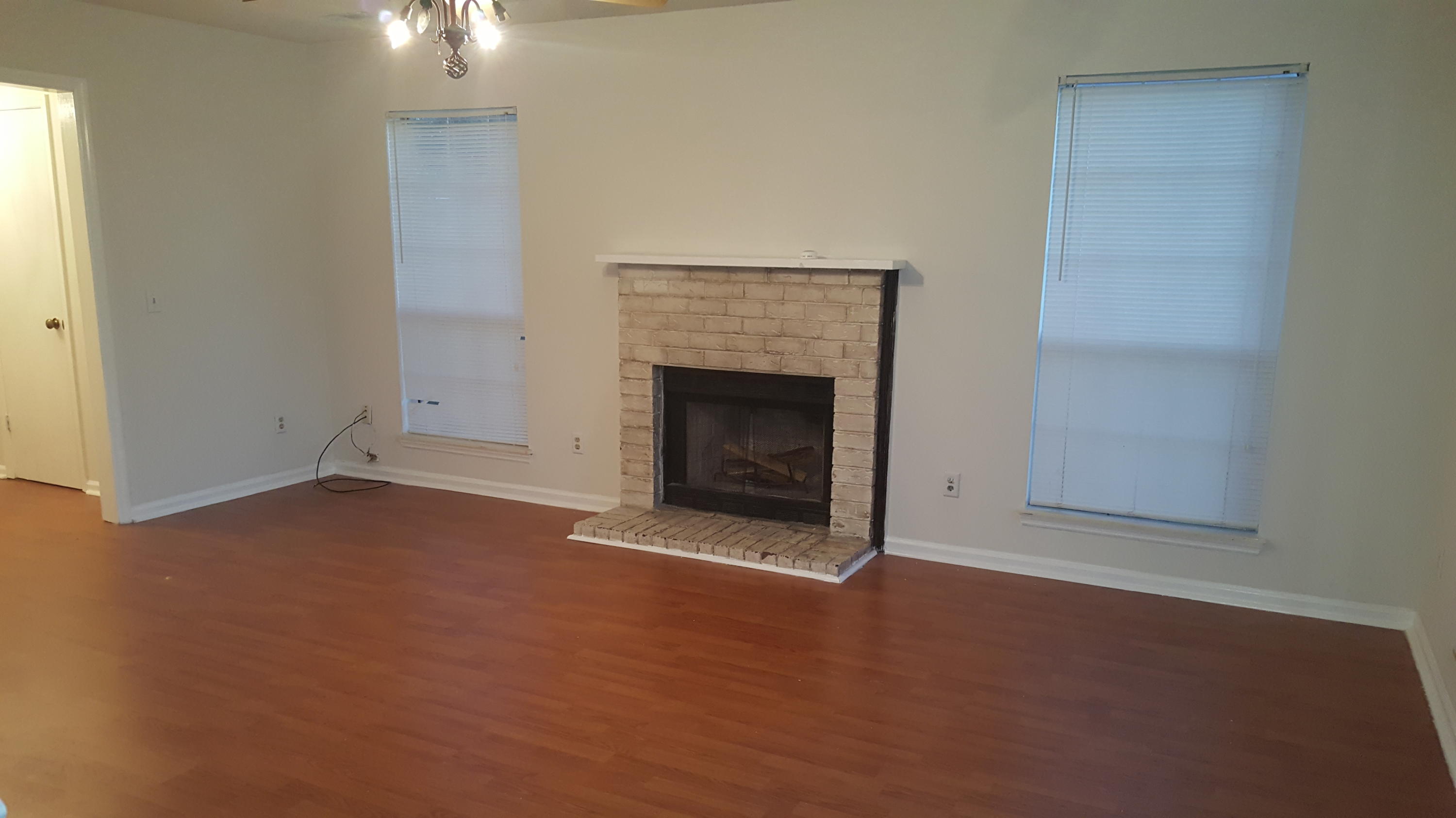 123 Alcester Road Goose Creek, SC 29445 - Photo 3 of 16 20170327_070240