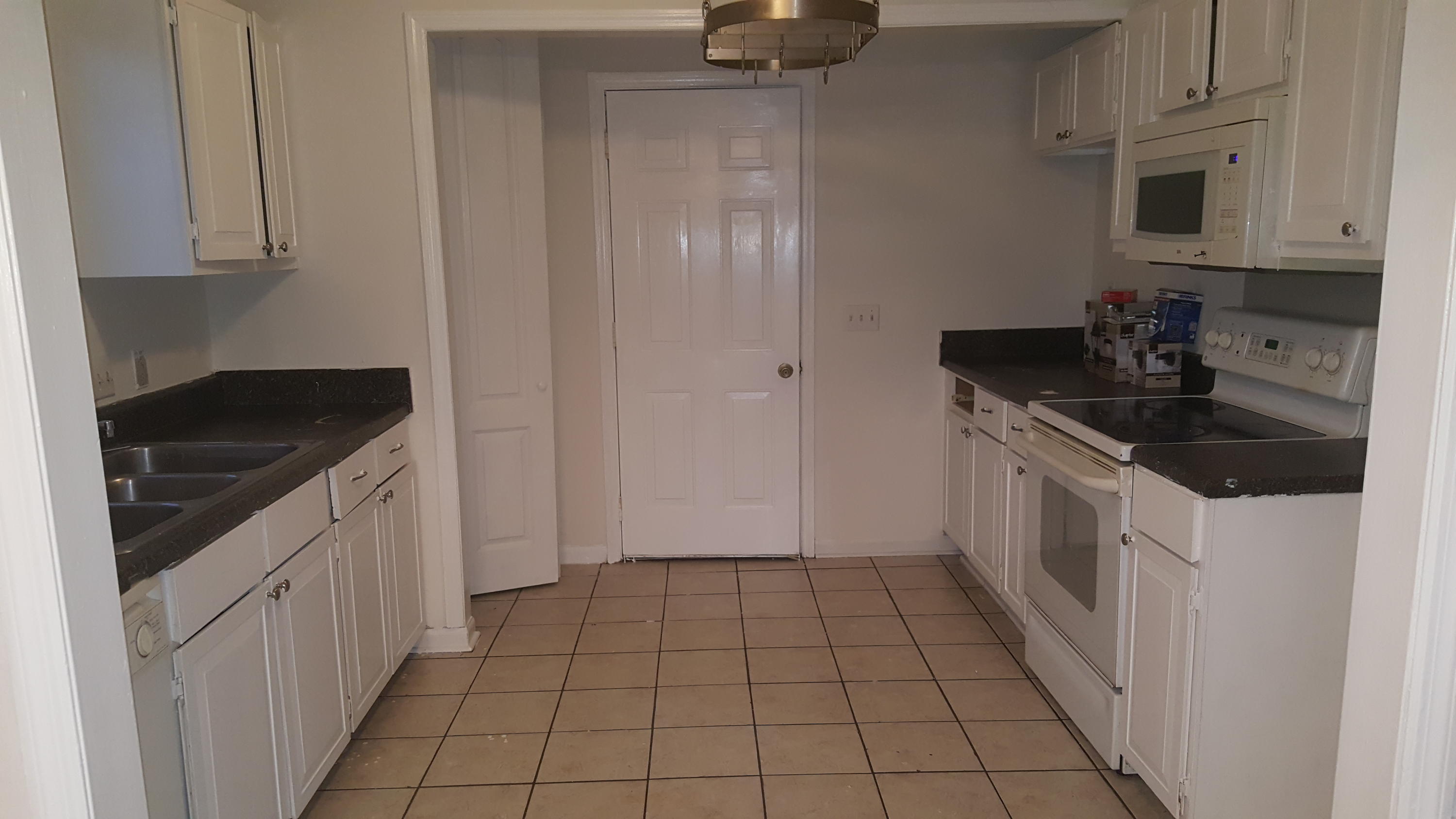 123 Alcester Road Goose Creek, SC 29445 - Photo 5 of 16 20170327_070342