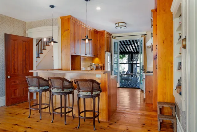 $1,375,500 | 888 Botsford Road, Ferrisburgh, VT 05456