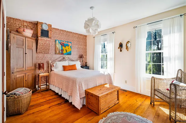 $1,375,500 | 888 Botsford Road, Ferrisburgh, VT 05456