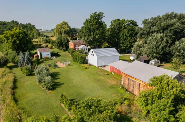 $1,375,500 | 888 Botsford Road, Ferrisburgh, VT 05456