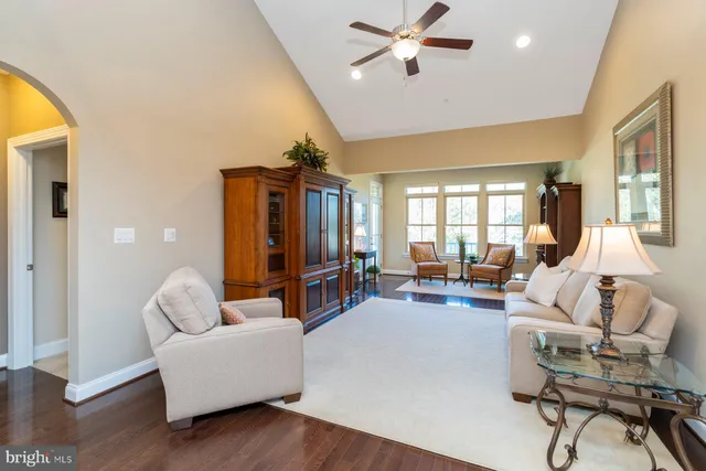 $850,000 | 6931 Summit Circle, Baltimore, MD 21239