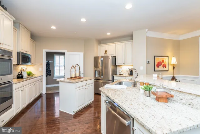 $850,000 | 6931 Summit Circle, Baltimore, MD 21239