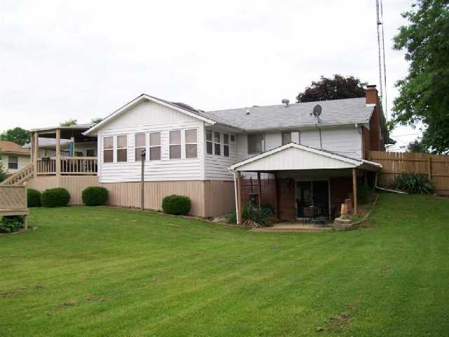 4045 Senour Road Indianapolis, IN 46239 - Photo 2 of 11