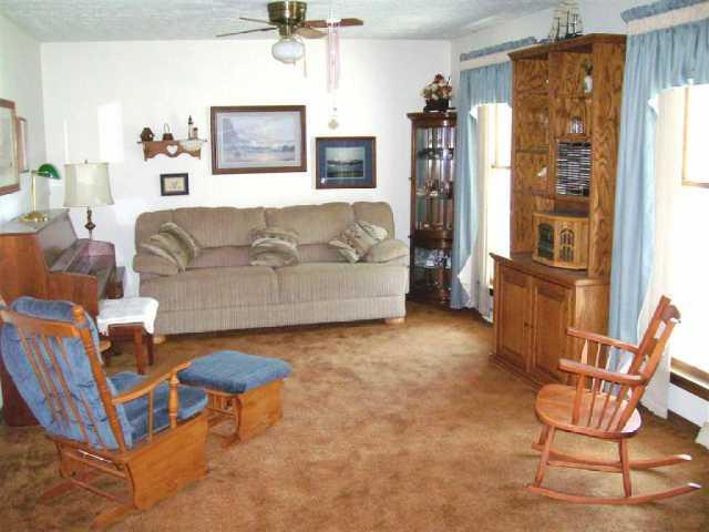 4045 Senour Road Indianapolis, IN 46239 - Photo 3 of 11