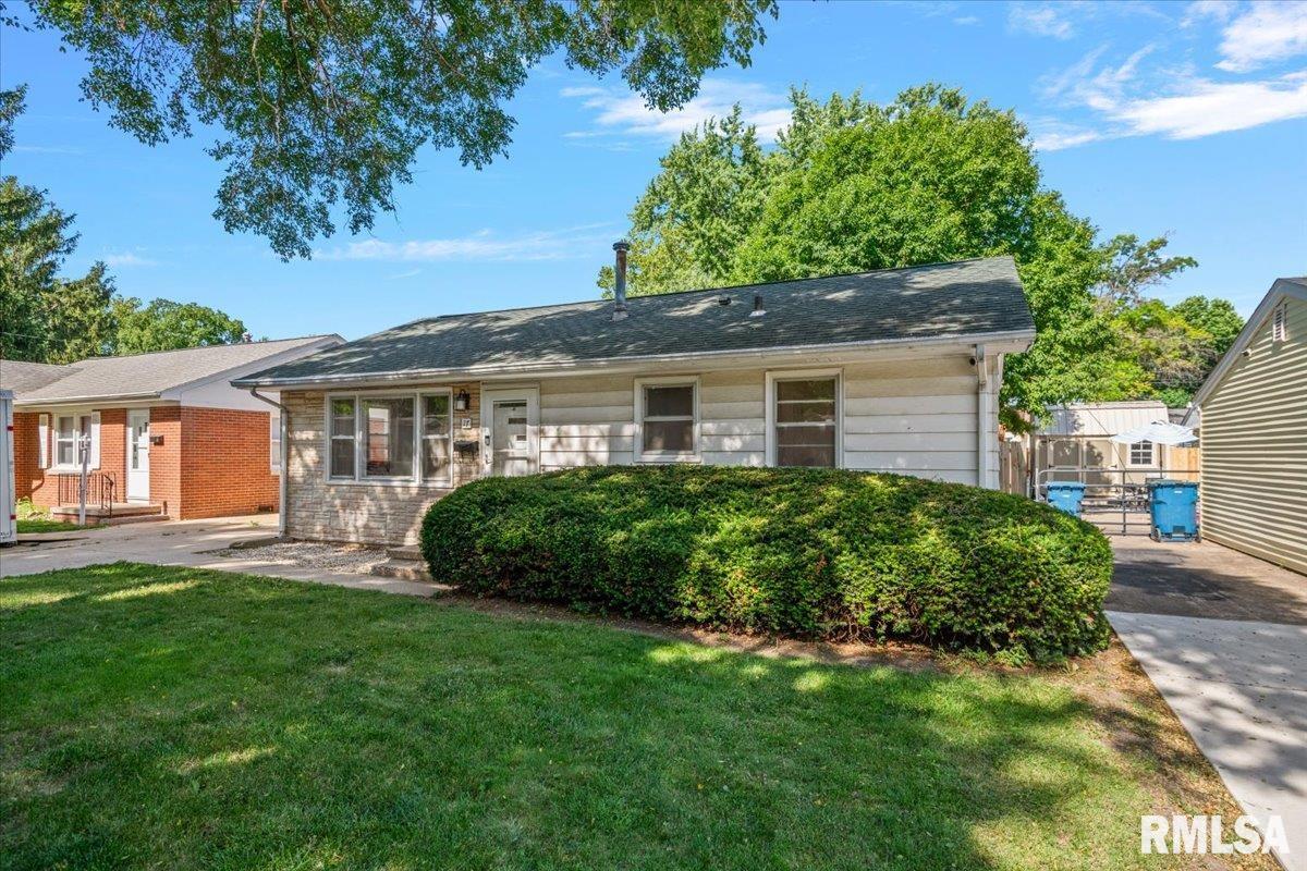17 Midland Court Springfield, IL 62702 - Photo 3 of 23