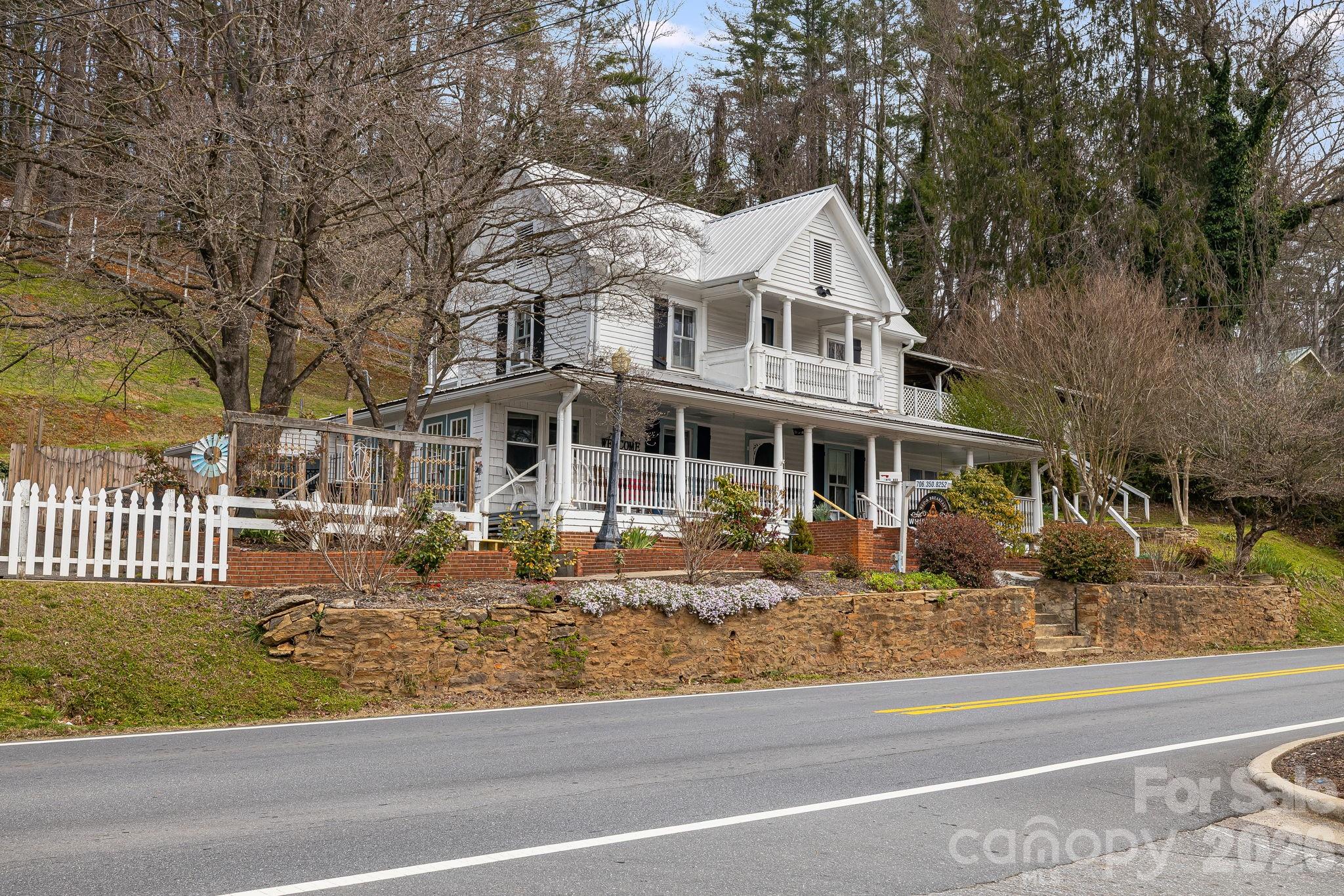 364 Haywood Road Dillsboro, NC 28779 - Photo 2 of 47