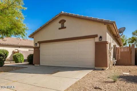 40620 North Key Lane Anthem, AZ 85086 - Photo 7 of 24 a house with a outdoor space