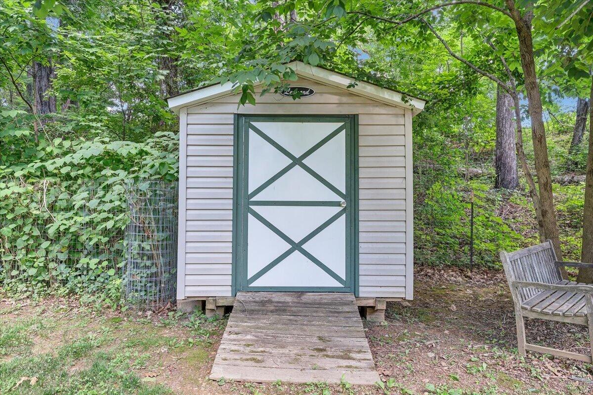 15 Coling Hollow Road Troutville, VA 24175 - Photo 40 of 47 42-MIB06135