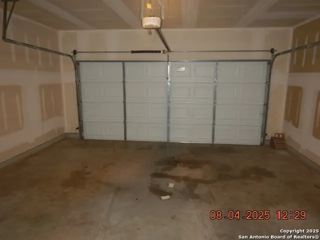 a view of a garage