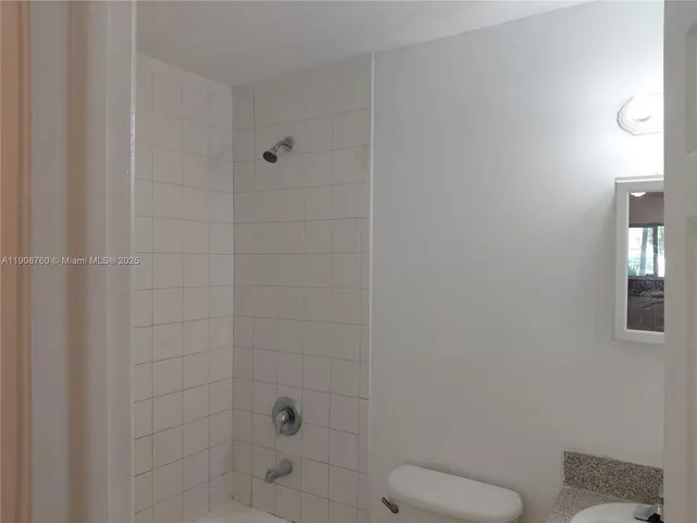 $2,750 | 13950 Northeast 2nd Avenue, Unit 1A, Miami, FL 33161